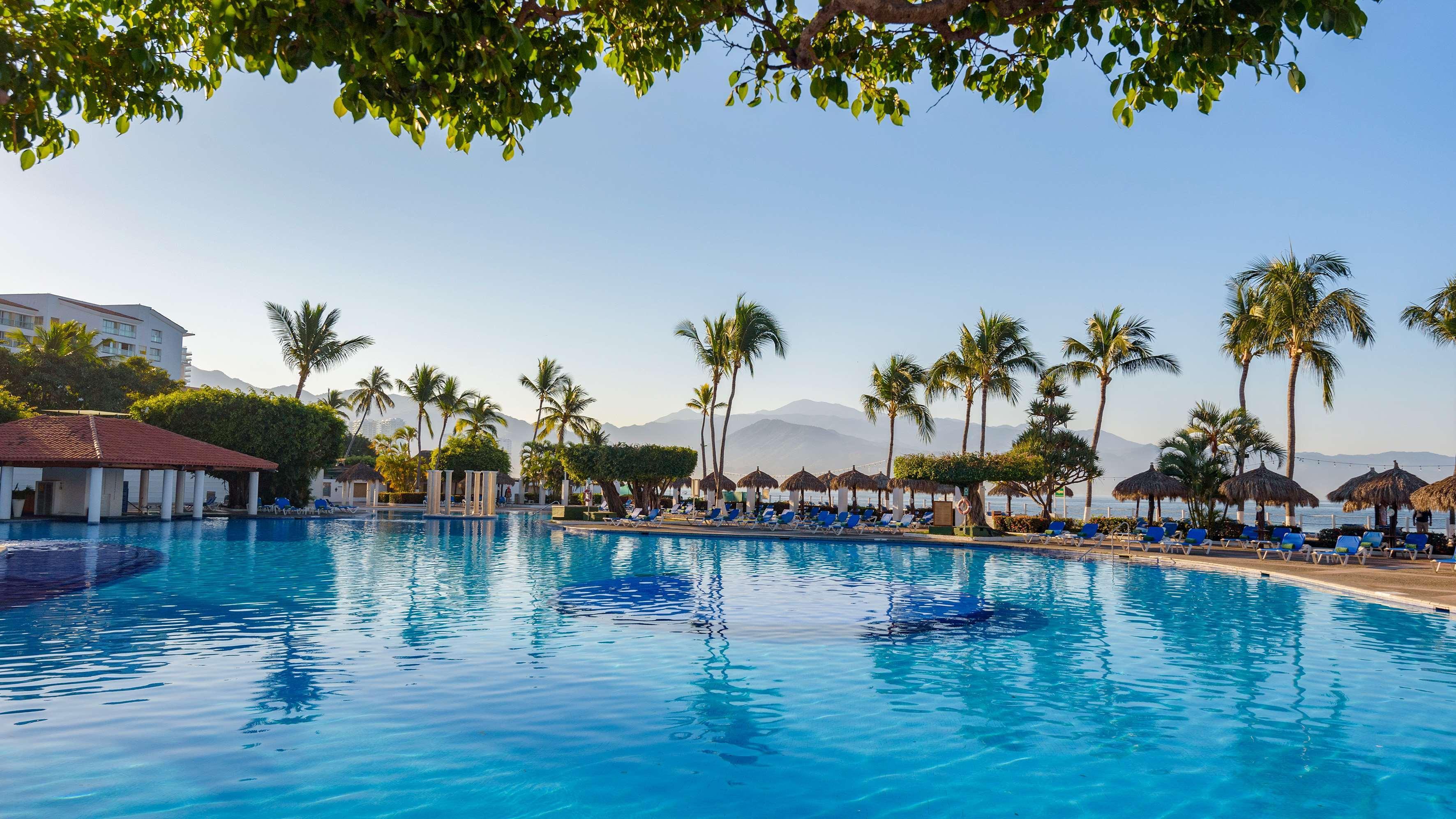 Melia Puerto Vallarta Hotel Exterior photo