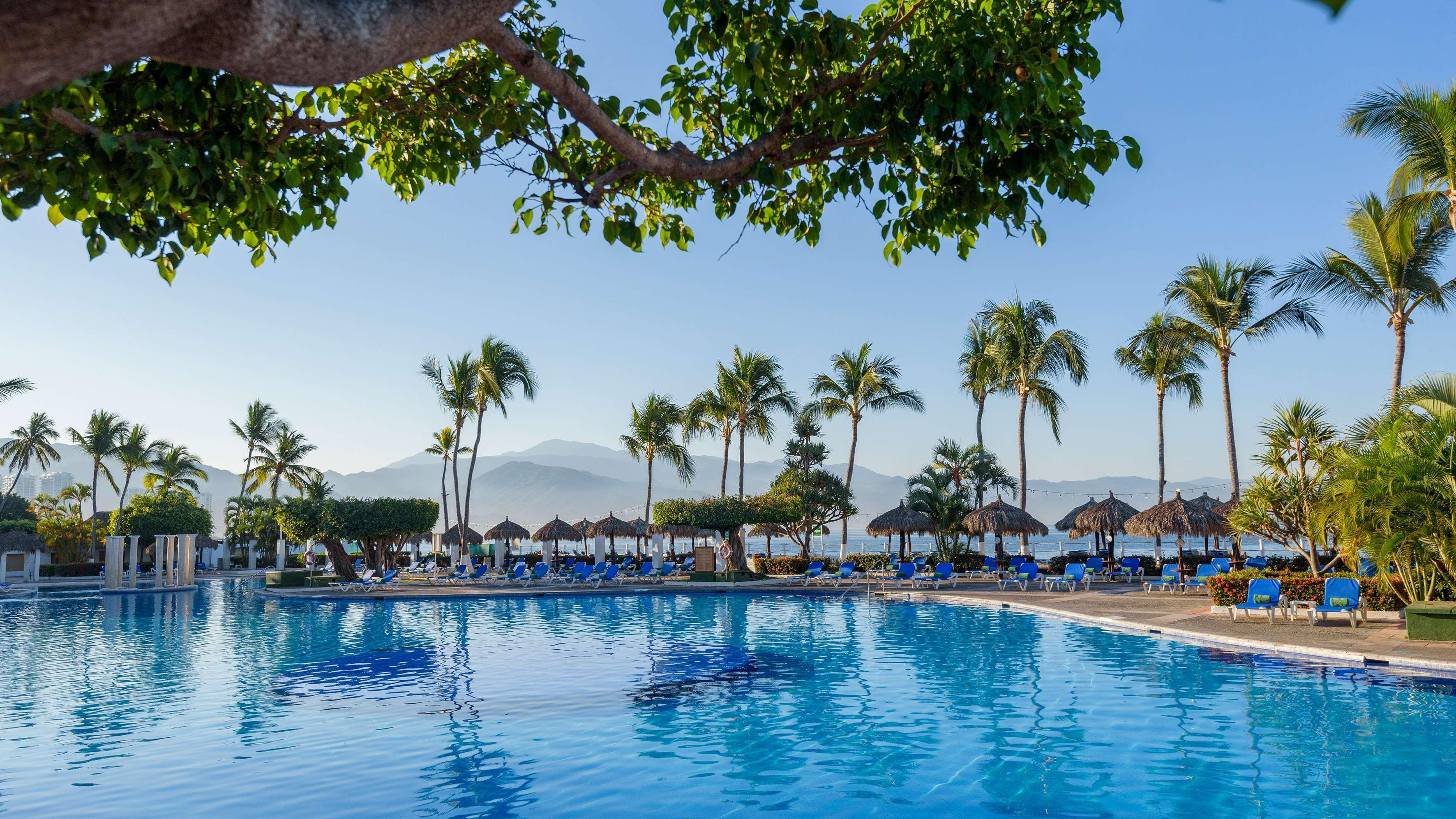 Melia Puerto Vallarta Hotel Exterior photo